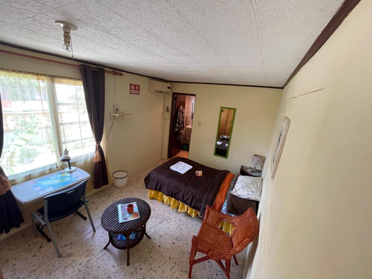 Apartmán Aruba Backpackers Oranjestad Exteriér fotografie